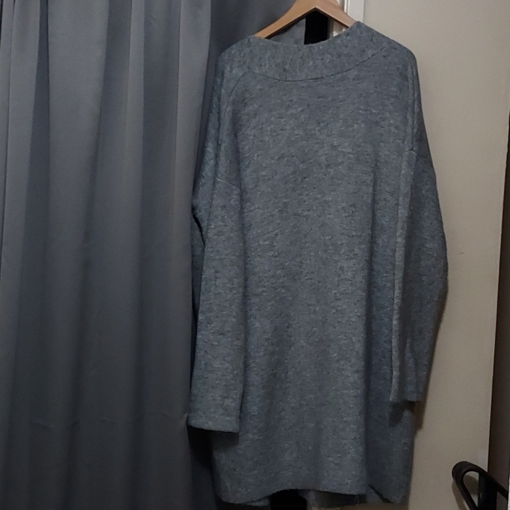 Sweater - Picture 2 of 2